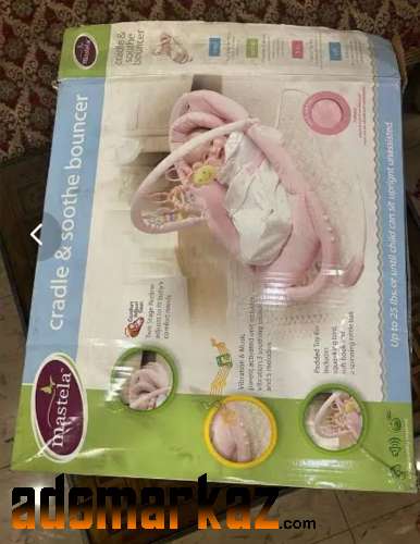 Available Baby cradle & soothe Bouncer
