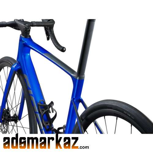 2024 Giant Defy Advanced 0 Road Bike (PIENARBIKESHOP)