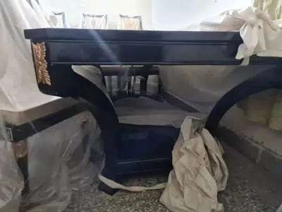 Dining table with 8 seats for sale