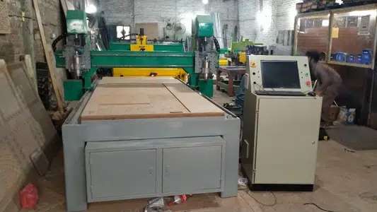 CNC WOOD ROUTER / MARBLE CUTTING/PLASMA MACHINE FOR SALE