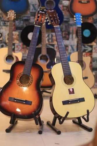 guitar | guitar shop in lahore | new guitar made korea, bag,  for sale