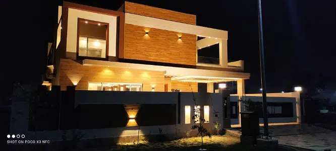 1 KANAL BRANDED BRAND NEW MODREN HOUSE AVAILABLE FOR SALE IN DHA PHASE